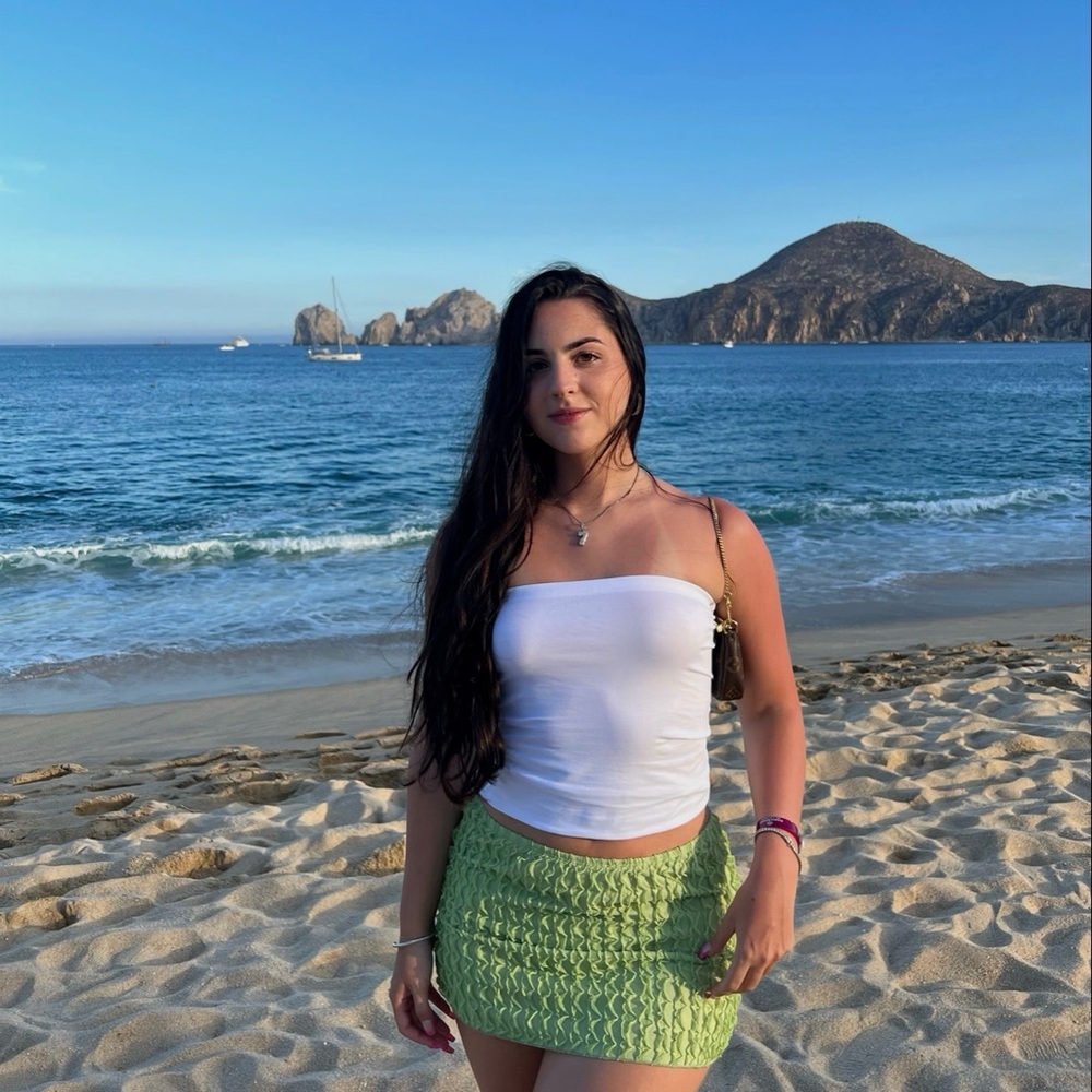 Meet your Posher, Lauren